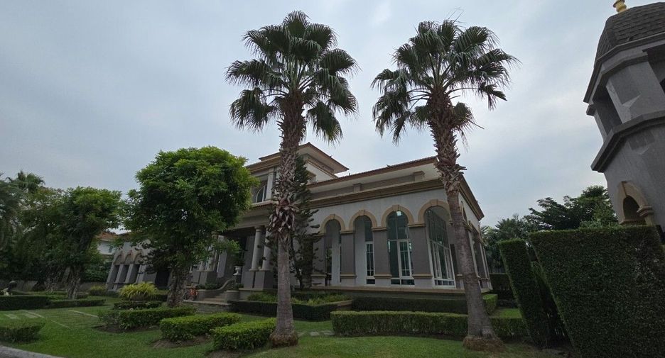 For sale 4 bedrooms house in Prawet, Bangkok