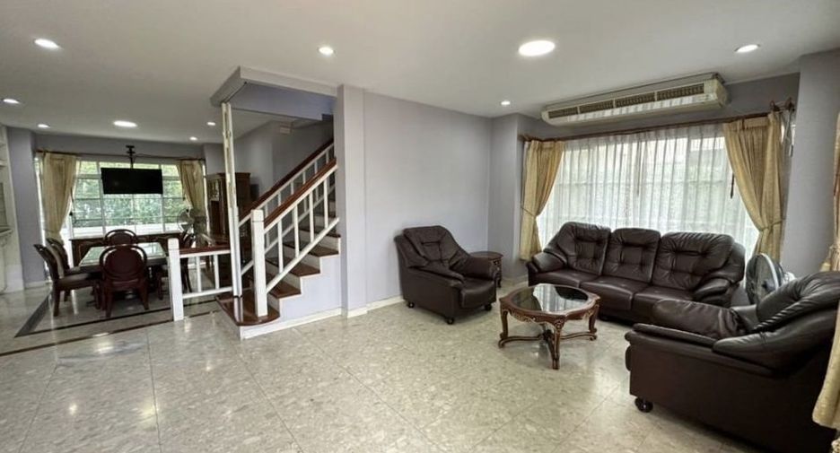 Haus zur Miete mit 4 Zimmer in Prawet, Bangkok