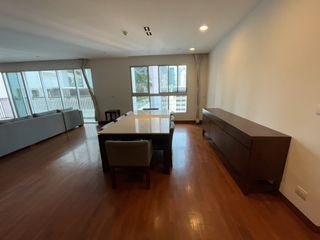 Apartamento en alquiler de 3 habitaciones en Watthana, Bangkok