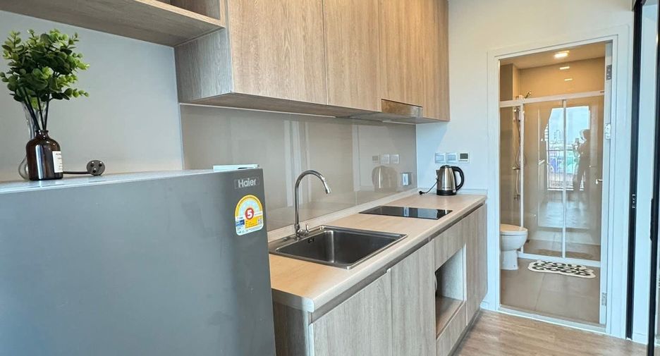 Wohnung zur Miete mit 1 Zimmer in Khlong Toei, Bangkok
