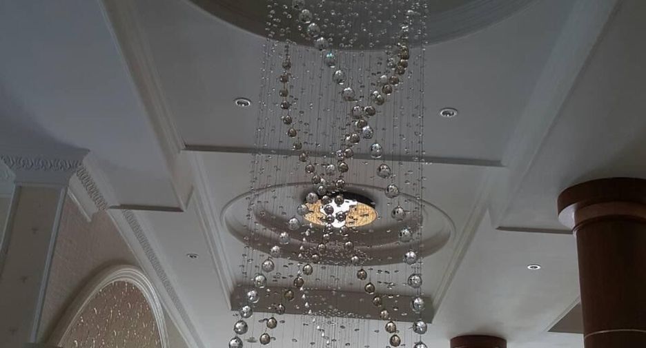 Casa en venta de 6 habitaciones en Bang Khun Thian, Bangkok