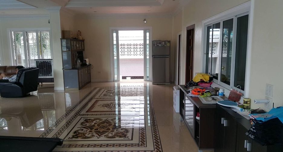 Casa en venta de 6 habitaciones en Bang Khun Thian, Bangkok