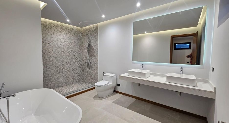 À vendre 4 chambres villa à Mueang Phuket, Phuket