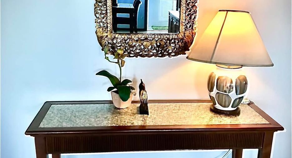 For sale and for rent 2 bedrooms condo in Watthana, Bangkok