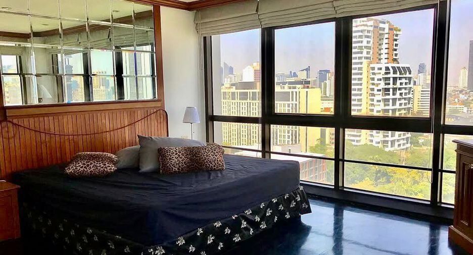 For sale and for rent 2 bedrooms condo in Watthana, Bangkok