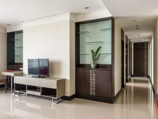 À louer 3 chambres appartement à Khlong Toei, Bangkok