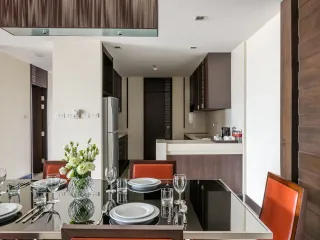 À louer 3 chambres appartement à Khlong Toei, Bangkok