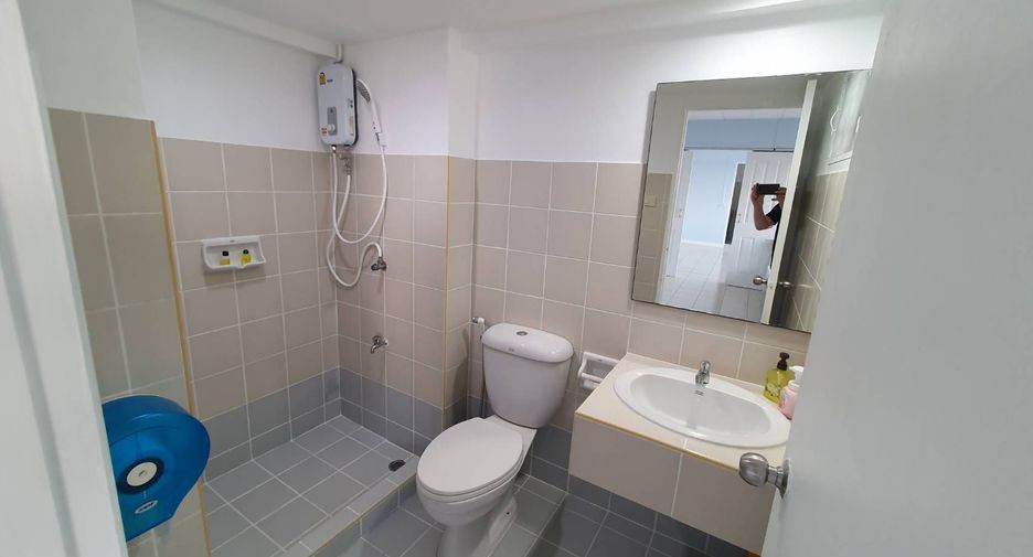 For sale 2 bedrooms condo in Bang Kapi, Bangkok