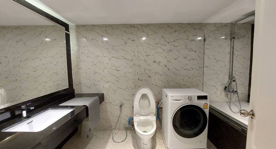 Condo en alquiler de 1 habitaciones en Bang Rak, Bangkok