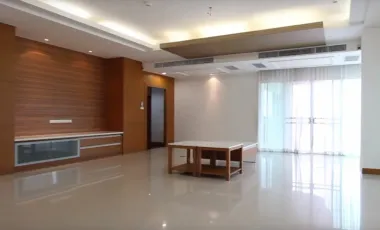 Apartamento en alquiler de 4 habitaciones en Khlong Toei, Bangkok