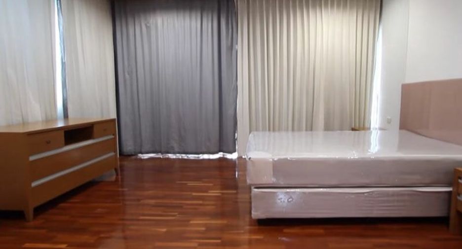 Apartamento en alquiler de 4 habitaciones en Khlong Toei, Bangkok