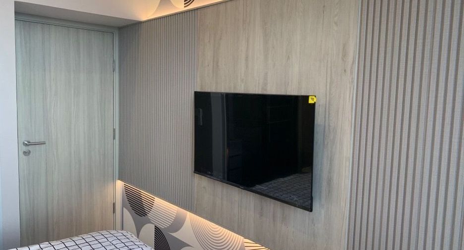 For rent 2 bedrooms condo in Chatuchak, Bangkok
