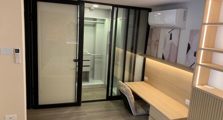 For rent 2 bedrooms condo in Chatuchak, Bangkok