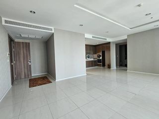For sale 3 bedrooms condo in Bang Kho Laem, Bangkok