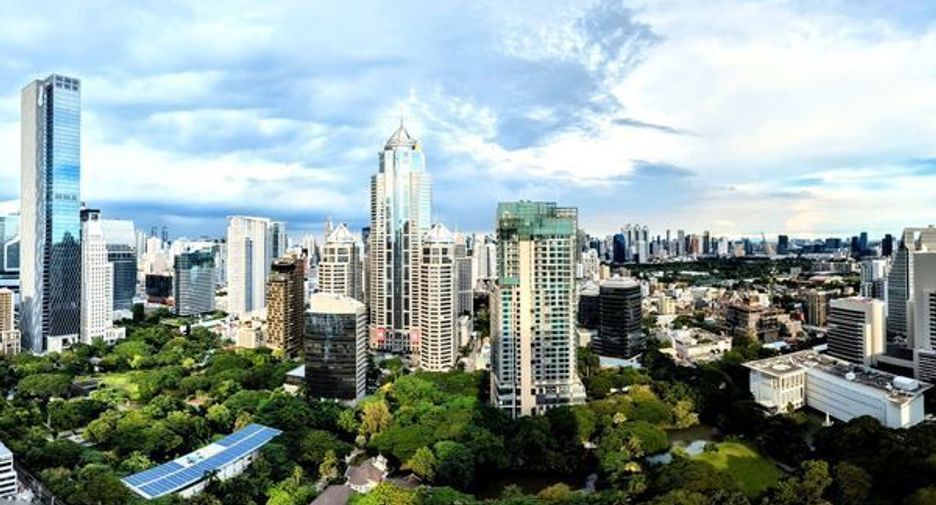 For sale 3 bedrooms condo in Pathum Wan, Bangkok