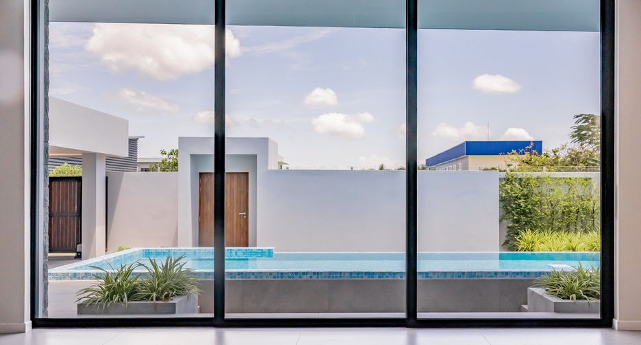 For sale 3 bedrooms villa in Thalang, Phuket
