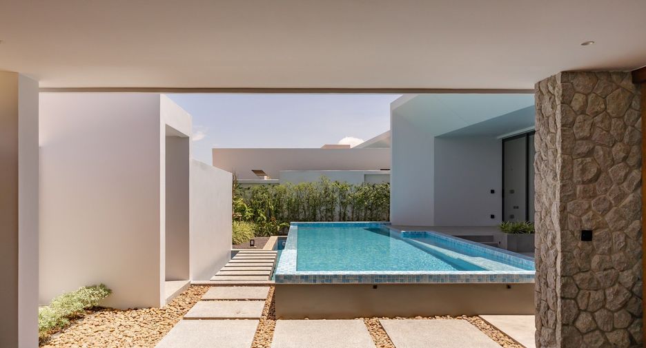 For sale 3 bedrooms villa in Thalang, Phuket