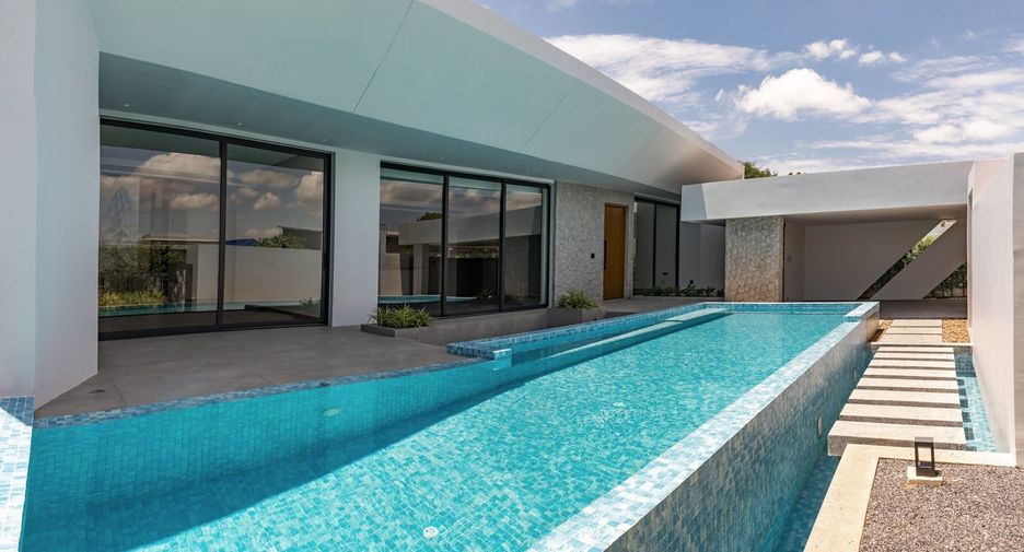 For sale 3 bedrooms villa in Thalang, Phuket