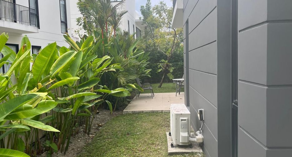 For rent 5 bedrooms villa in Thalang, Phuket