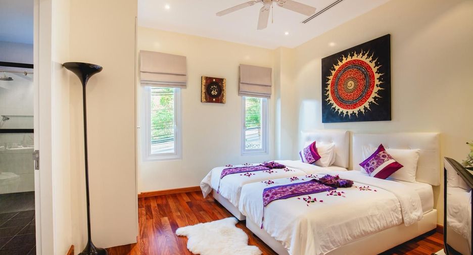 For sale 3 bedrooms condo in Kathu, Phuket