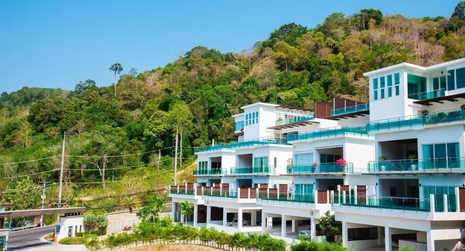 For sale 3 bedrooms condo in Kathu, Phuket