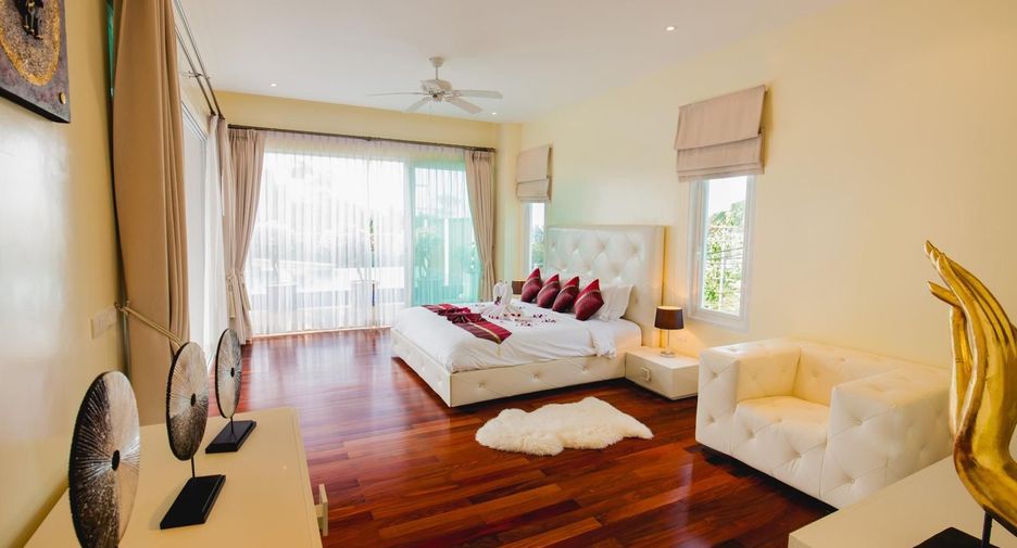 For sale 3 bedrooms condo in Kathu, Phuket