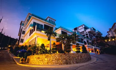 For sale 3 ベッドルーム condo in Kathu, Phuket