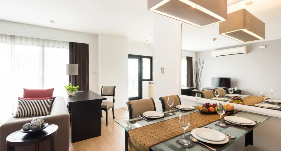 For rent 2 bedrooms apartment in Sathon, Bangkok