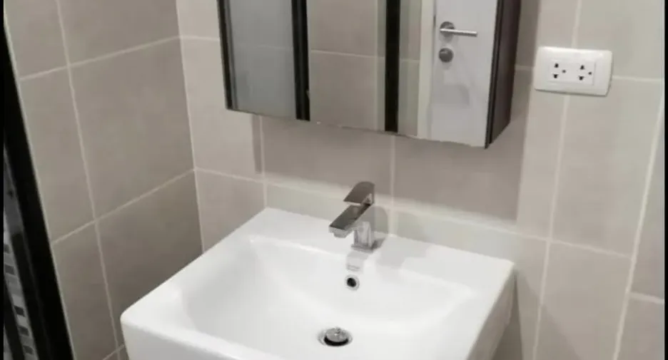 For sale 1 bed condo in Phasi Charoen, Bangkok
