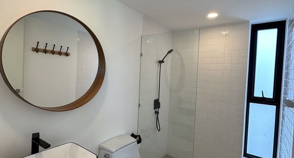 Casa en alquiler de 3 habitaciones en Mueang Phuket, Phuket