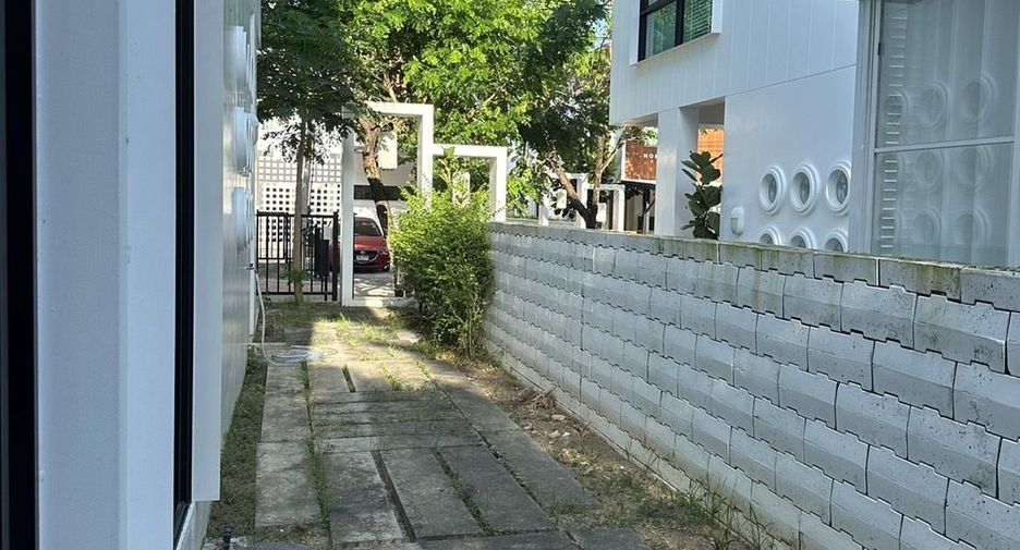 Casa en alquiler de 3 habitaciones en Mueang Phuket, Phuket