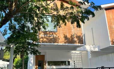 Casa en alquiler de 3 habitaciones en Mueang Phuket, Phuket