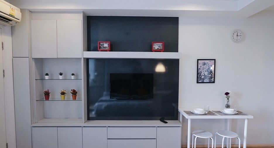For rent studio condo in Watthana, Bangkok