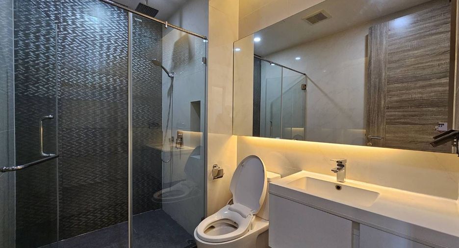 Condo en alquiler de 2 habitaciones en Phra Khanong, Bangkok