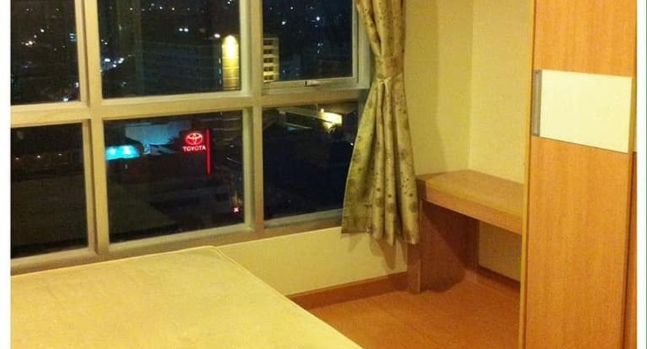 For rent 1 bed condo in Huai Khwang, Bangkok