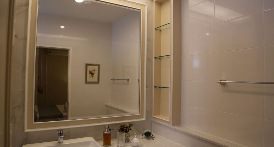 Condo en alquiler de 2 habitaciones en Watthana, Bangkok