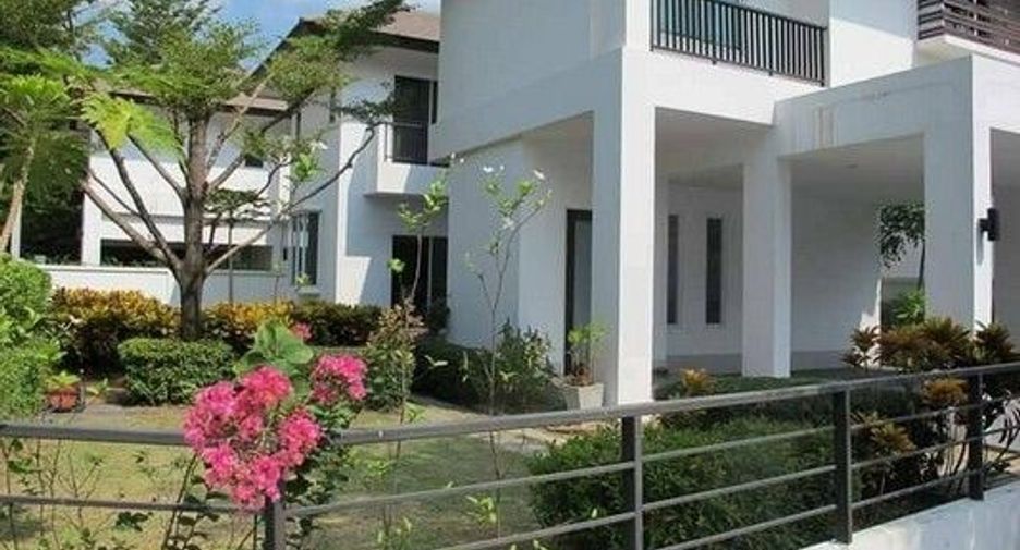 For rent 3 bedrooms house in Prawet, Bangkok
