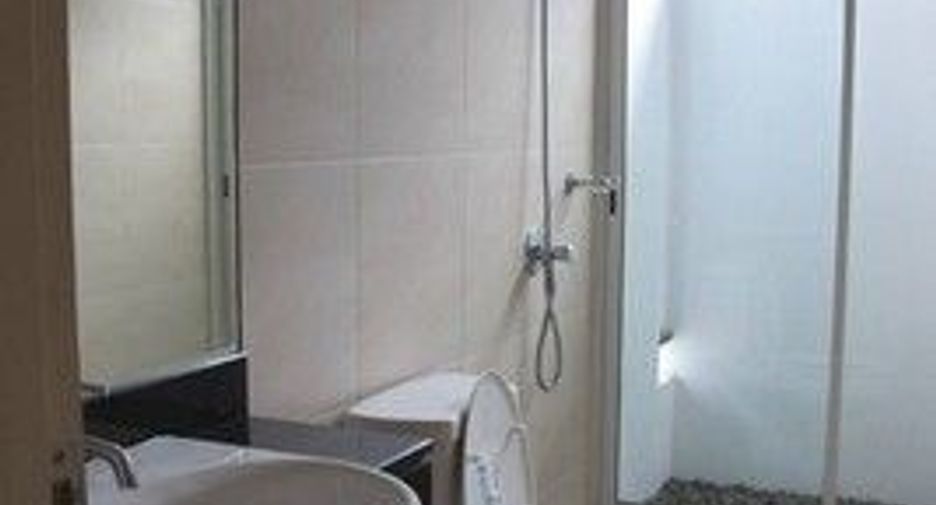 For rent 3 bedrooms house in Prawet, Bangkok