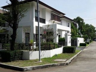For rent 3 bedrooms house in Prawet, Bangkok