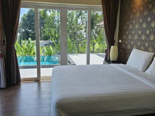 Villa zum Kauf mit 4 Zimmer in Thalang, Phuket