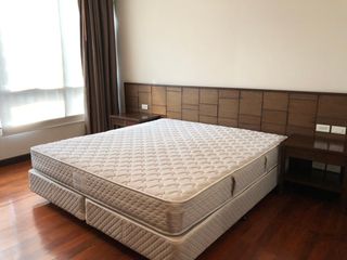 Apartamento en alquiler de 3 habitaciones en Watthana, Bangkok