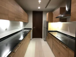 Apartamento en alquiler de 3 habitaciones en Watthana, Bangkok