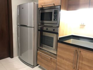 Apartamento en alquiler de 3 habitaciones en Watthana, Bangkok