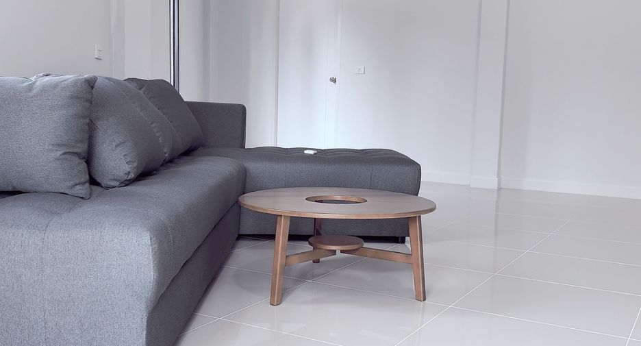 For rent 3 bedrooms townhouse in Thalang, Phuket