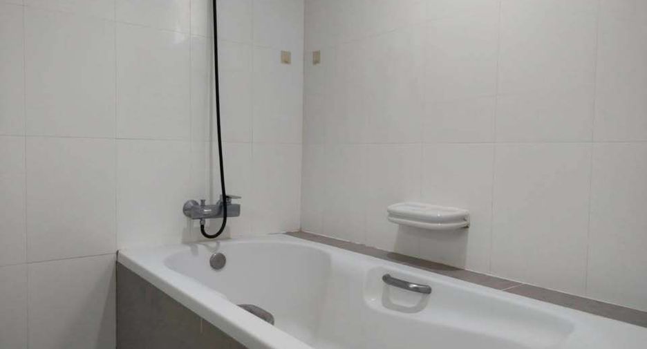 Wohnung zur Miete mit 3 Zimmer in Watthana, Bangkok