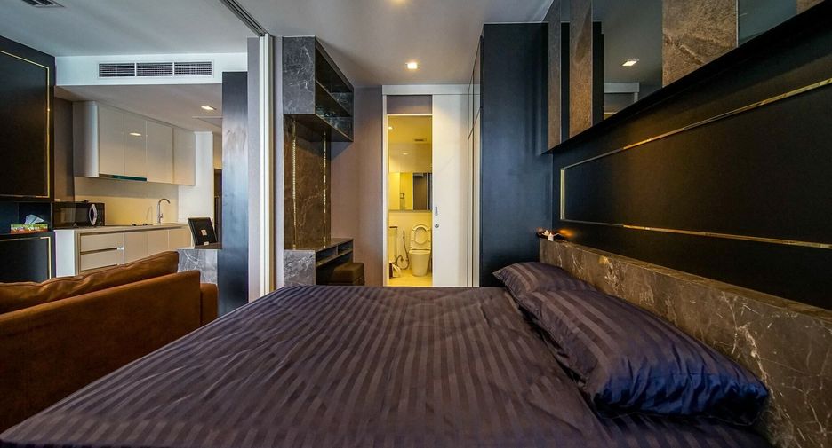 Condo en venta y en alquiler de 1 habitaciones en Sathon, Bangkok