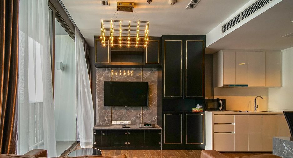 Condo en venta y en alquiler de 1 habitaciones en Sathon, Bangkok