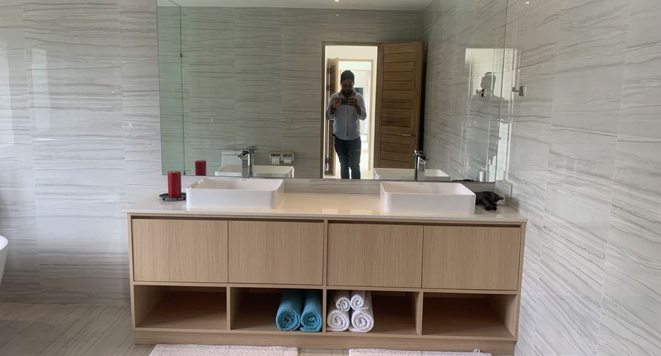For sale 5 bedrooms villa in Thalang, Phuket