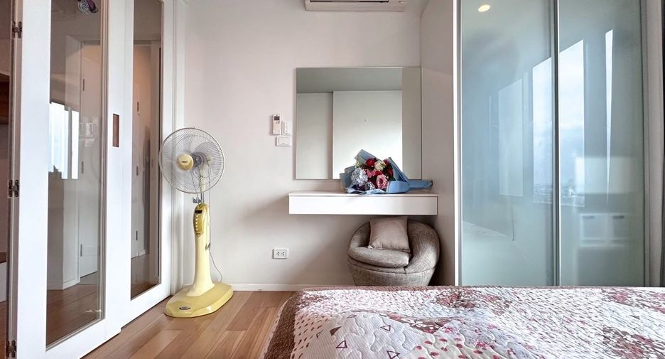 For rent 1 bed condo in Watthana, Bangkok