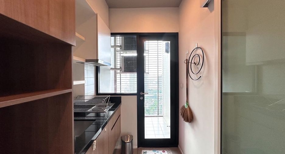 For rent 1 bed condo in Watthana, Bangkok